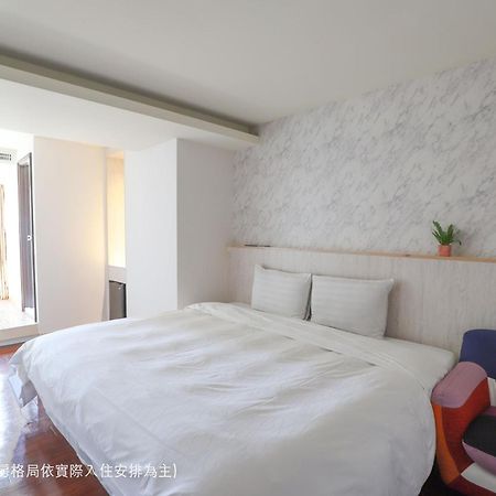 Dream 12 Hotel Тайджун Екстериор снимка